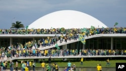 In Photos |  Bolsonaro supporters assault the three powers in Brasilia