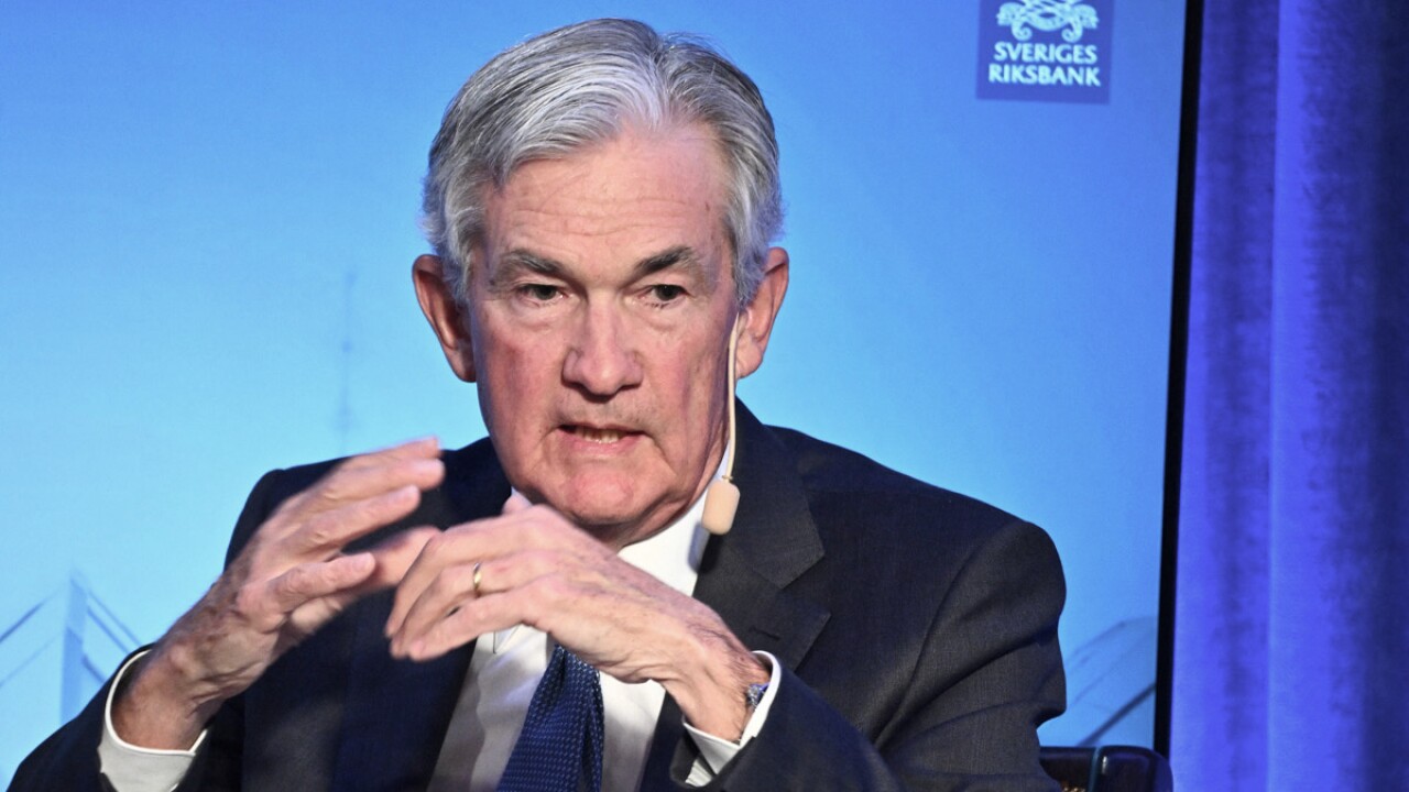 Fed needs independence to fight inflation, says Powell