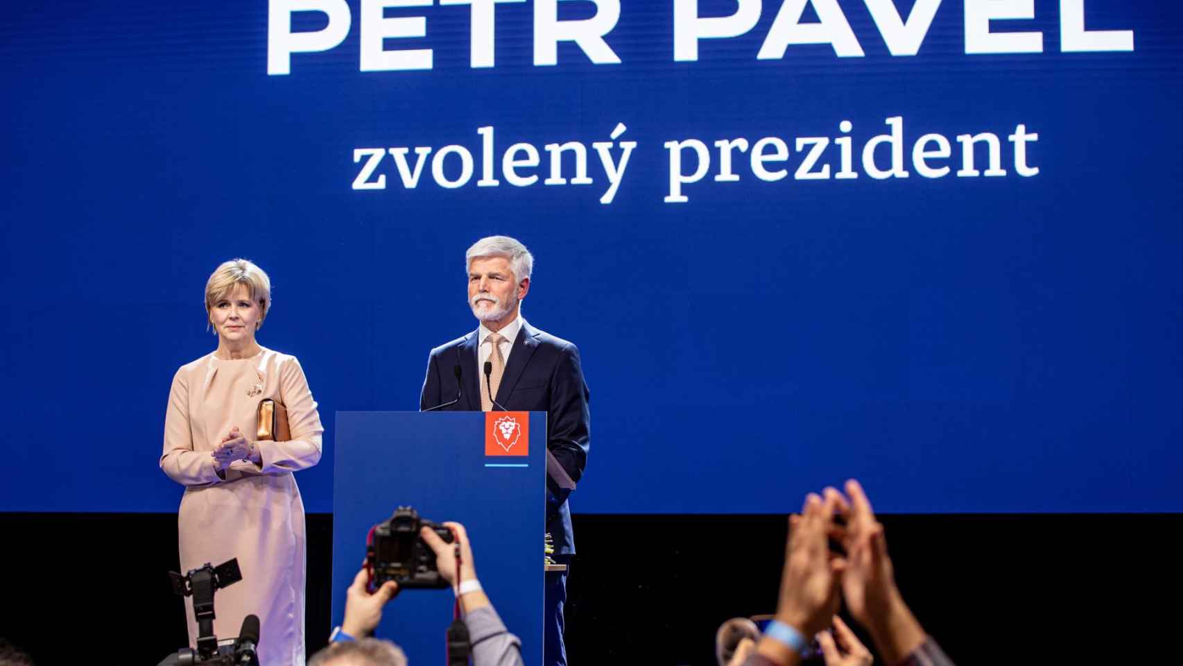 Former general Pavel wins the presidential elections in the Czech Republic with a wide advantage