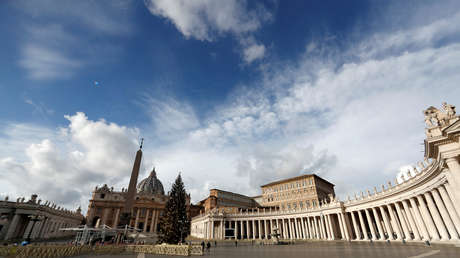 The Vatican denies the accusations about transactions for almost 2,000 million dollars to Australia