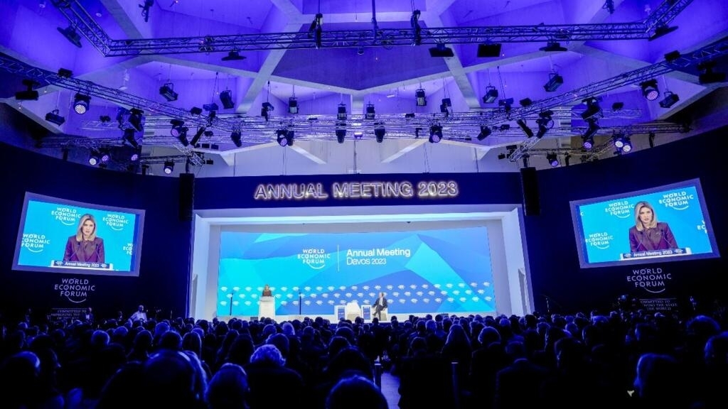 In Davos, the European Union threatens to investigate Chinese subsidies