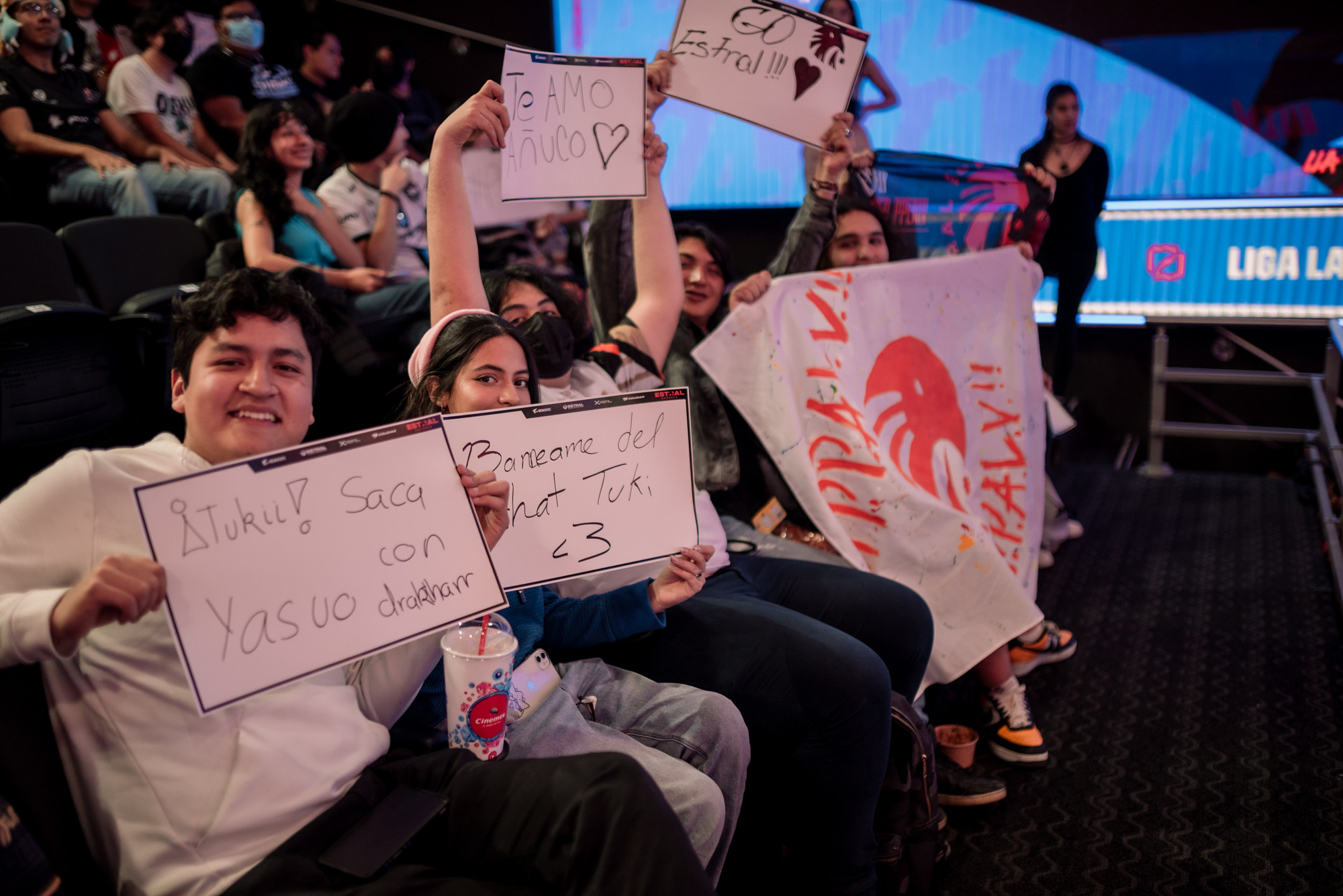 The public in the Arena did not take long to show their support from the first game