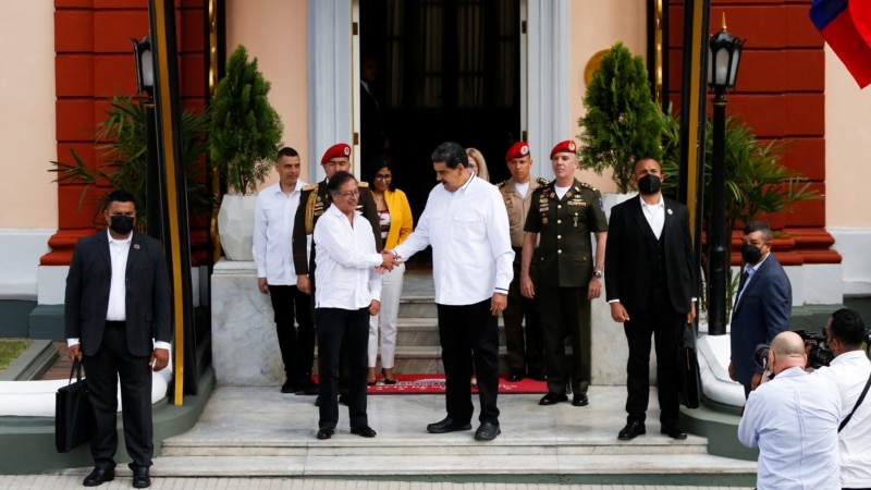 Maduro and Petro met in Caracas, did not offer statements