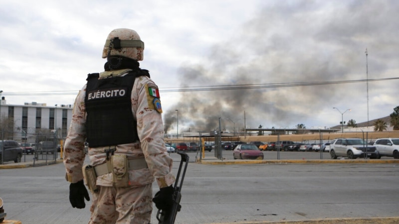 Mexican drug trafficker takes advantage of a prison massacre to escape