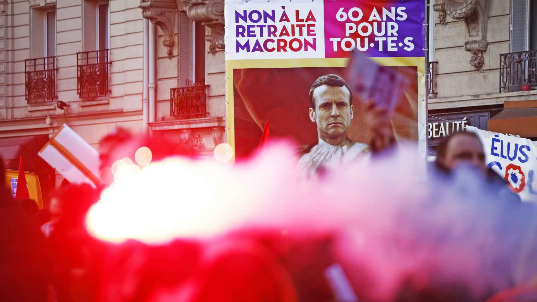 The unions estimate the protesters against Macron's pension reform at 2 million