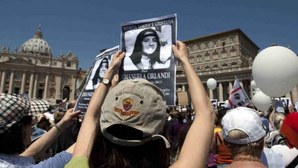 Demonstration in the Vatican to demand justice for the disappeared young woman.