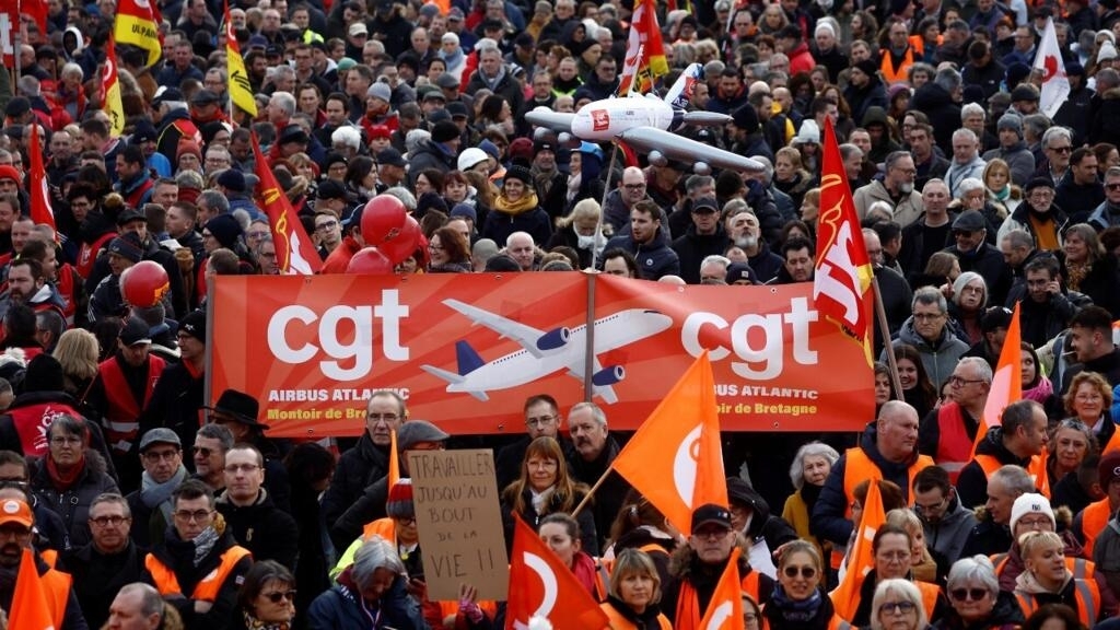 thousands march again against the controversial pension reform