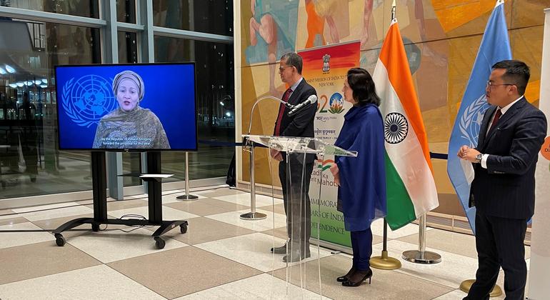 The Deputy Secretary-General of the United Nations, Amina Mohammed, speaks at the opening ceremony of the exhibition under the gaze of Ambassador Ruchira Kamboj, Permanent Representative of India to the United Nations.