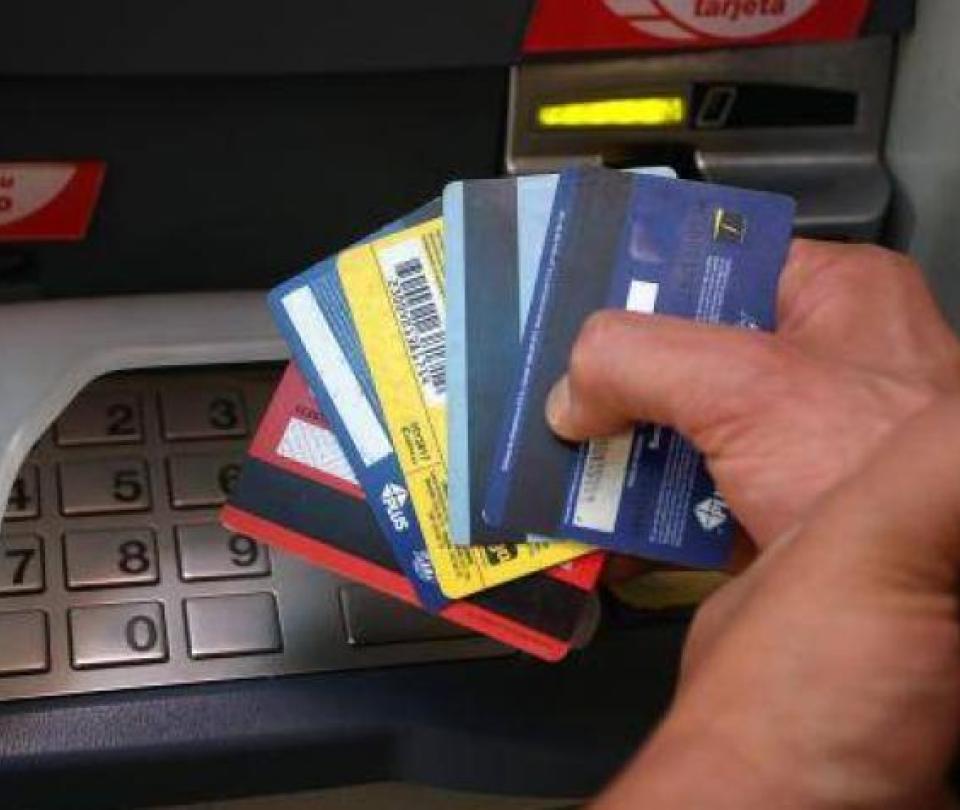 Average interest rate for credit cards was 39.6%