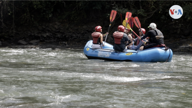 Former FARC combatants promote tourism in former guerrilla zones