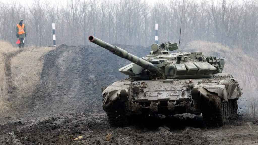 Russian T-72 tank on maneuvers in Donbas, Ukraine, 2020.