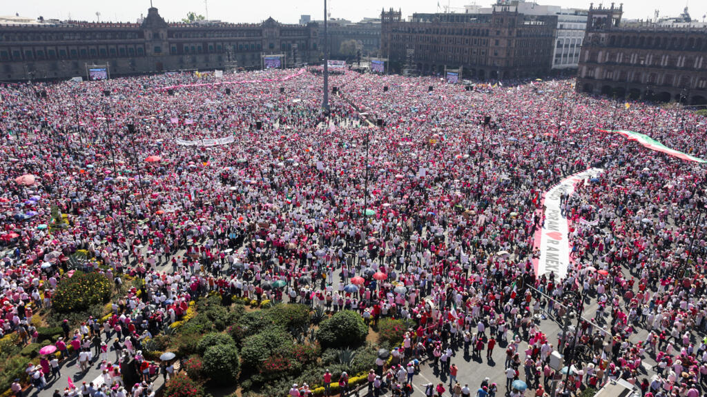 Rejection of AMLO's electoral reforms in Mexico hits the streets