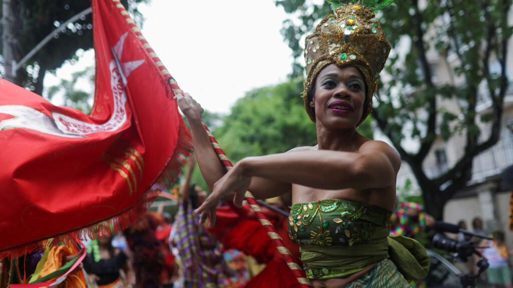 The Rio Carnival starts between happiness and relief