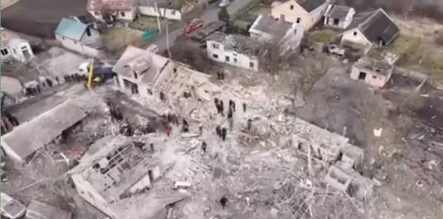 Image taken in the Zolochiv neighborhood, a residential area of ​​Lviv, Ukraine, after nighttime shelling