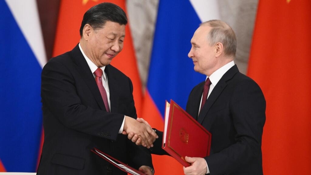 Beijing and Moscow close their summit by strengthening ties against the 'hostile' West