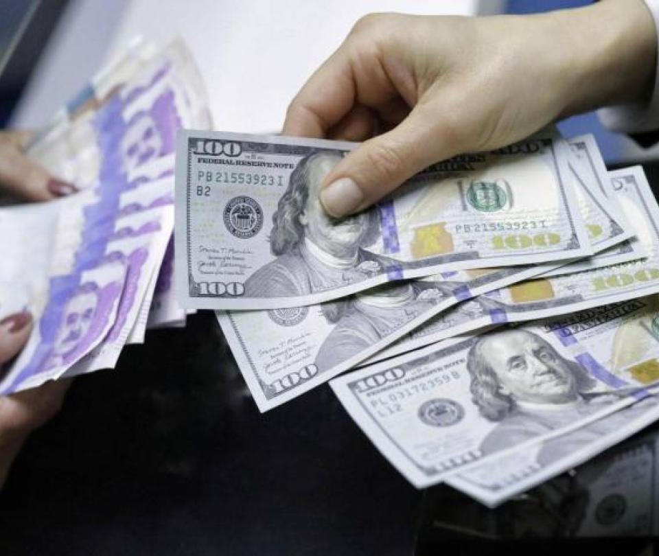 Dollar starts the week down but above $4,800