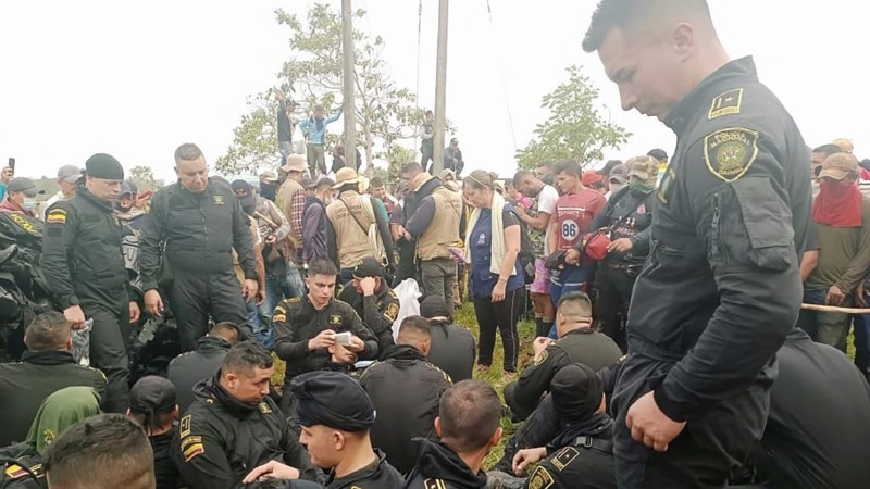 Protesters free police and oil workers in Colombia