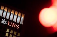 The Swiss Government announces the purchase of Credit Suisse by UBS for 3,000 million