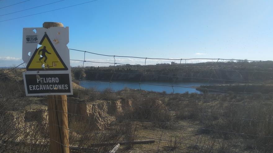 The future of the Ambroz Lagoons: ecological sanctuary, mine or green brooch to the real estate hit of the new Madrid