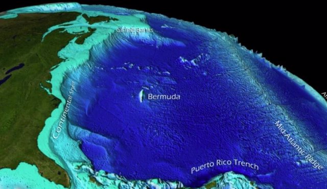 This visualization shows the bathymetric features of the western basin of the Atlantic Ocean, including the continental shelf, captured by satellite.