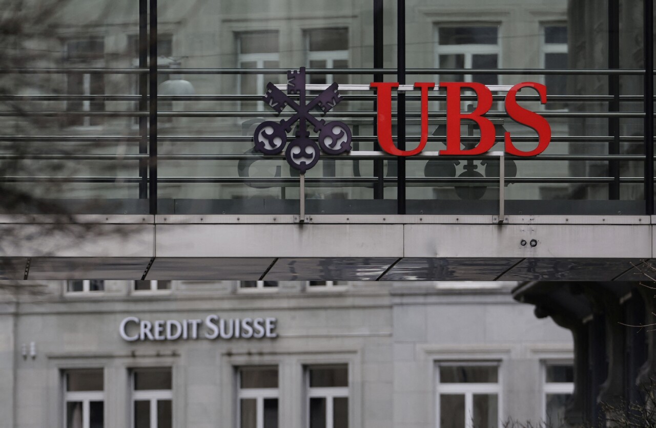 UBS agrees to buy Credit Suisse bank amid crisis