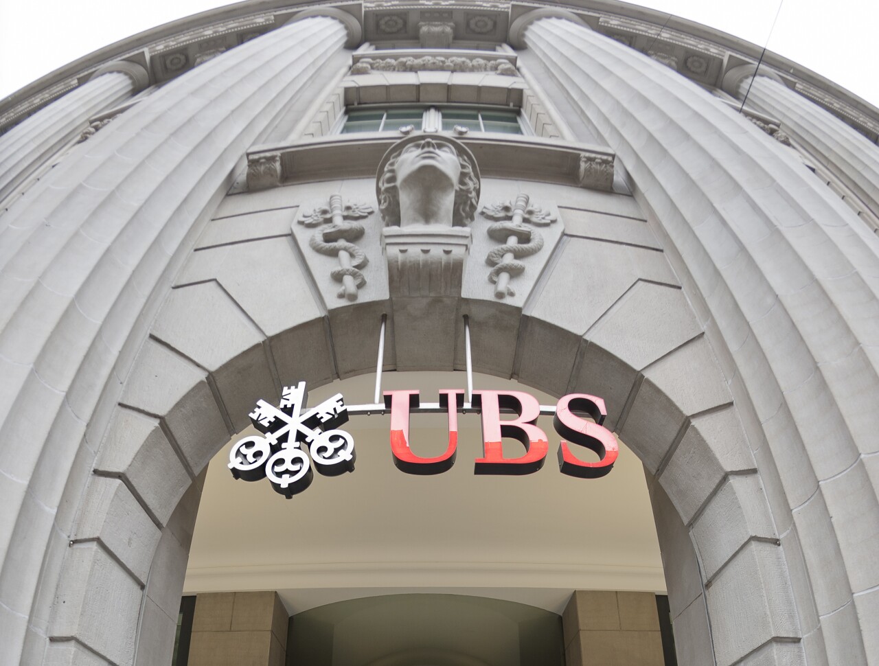 UBS is in talks to acquire Credit Suisse, reveals Financial Times