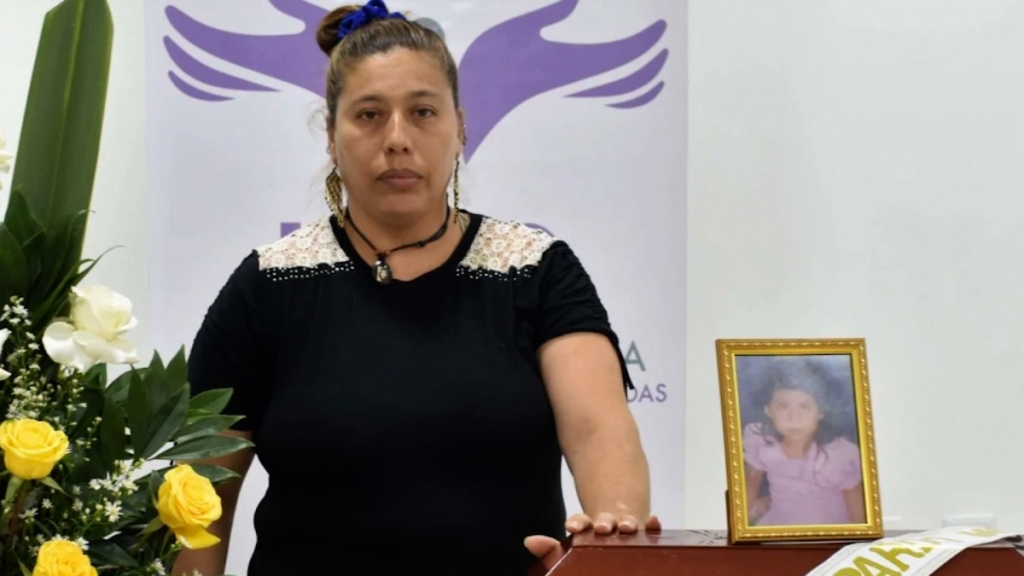 After 26 years of searching, the remains of a young woman recruited by the FARC are handed over