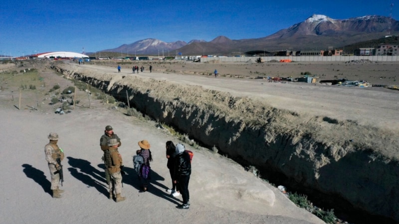 Bolivian immigrants stranded at the border