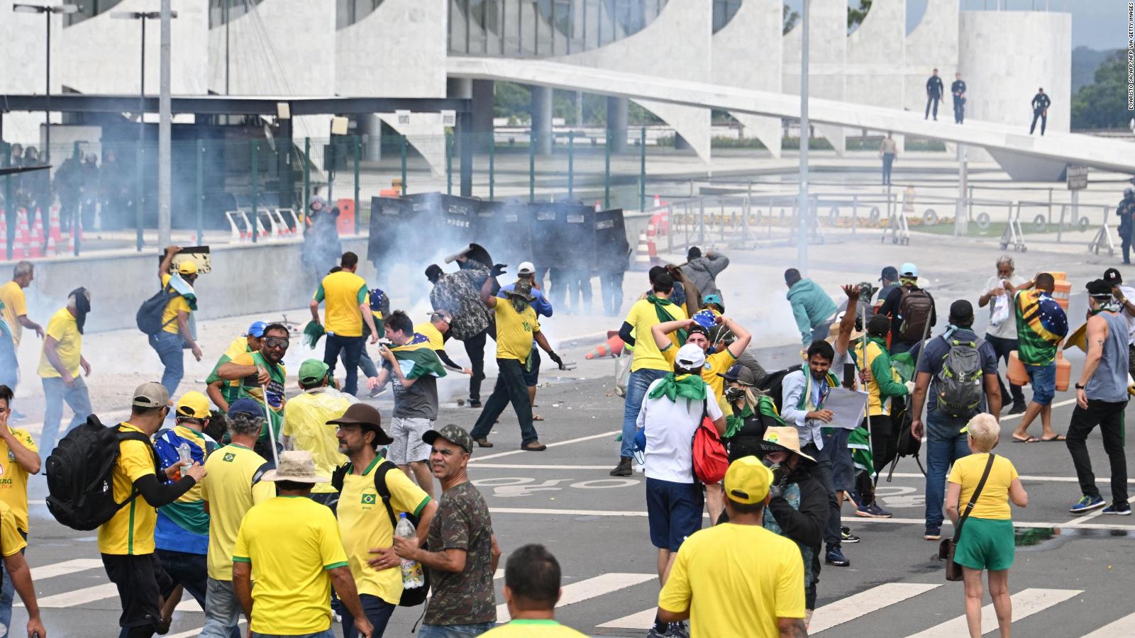 T-shirts of the team in attack in Brasilia: this was said by the CBF