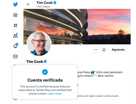 Tim CookTwitter 12