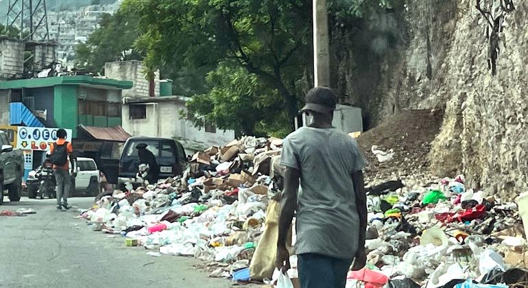 Daily scene of Port-au-Prince, the capital of Haiti.