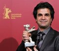 Iranian Justice lifts travel restrictions against Iranian filmmaker Jafar Panahi