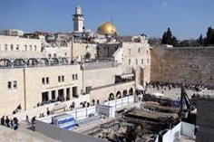 The Israeli Police acknowledges that it used "too much" force to evict worshipers from the Al Aqsa Mosque