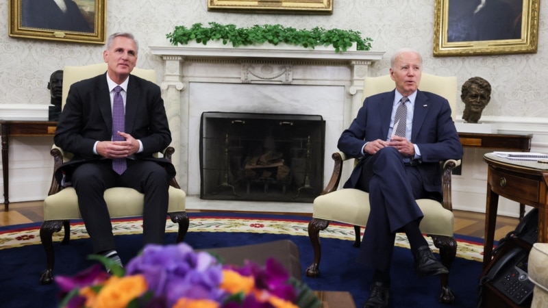 Biden concludes “optimistic” after meeting on government debt with McCarthy