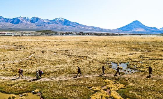 Chile must respond to the environmental crisis with universal access to clean water and air, says expert