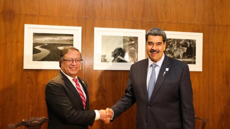 Colombia and Venezuela agree to search for bodies of alleged victims executed by paramilitaries