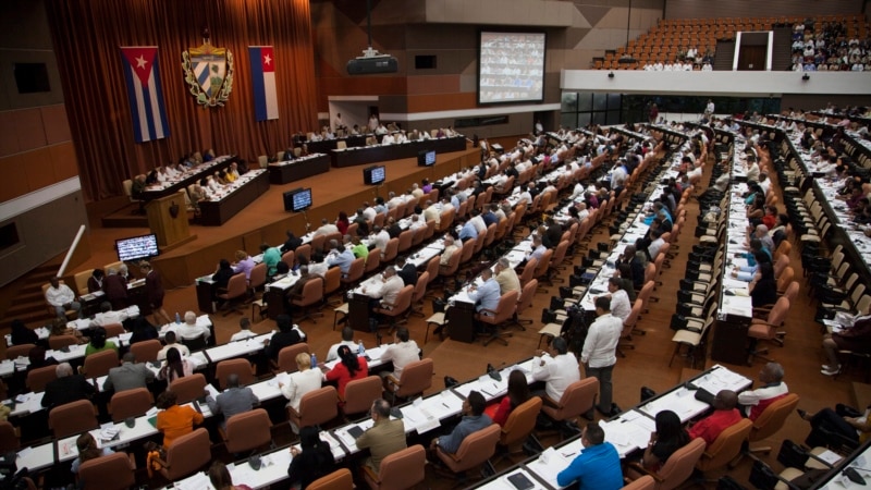 Cuban Parliament approves media law and analyzes difficult economic situation of the country