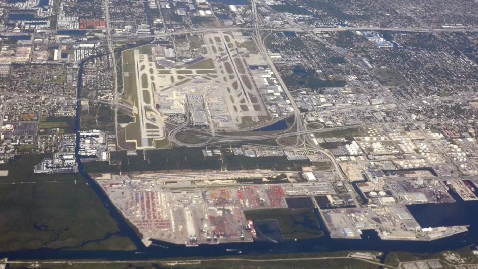 Florida's Fort Lauderdale-Hollywood International Airport was one of the locations that received false bomb threats from a teenager, police say.  (Photo: Daniel Slim/AFP/Getty Images/File)