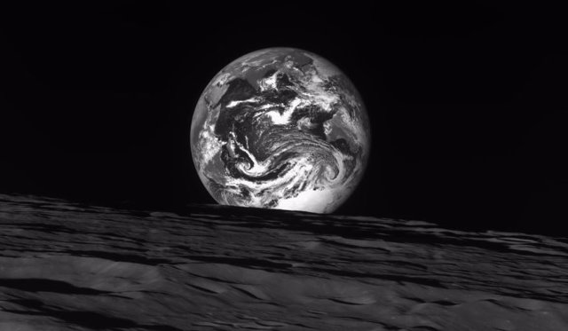 Image of Earth from the Danuri lunar probe