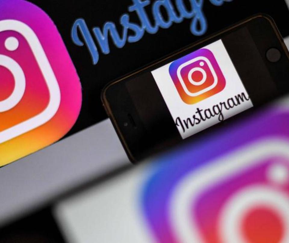 Instagram registered failures for login and in the 'feed'