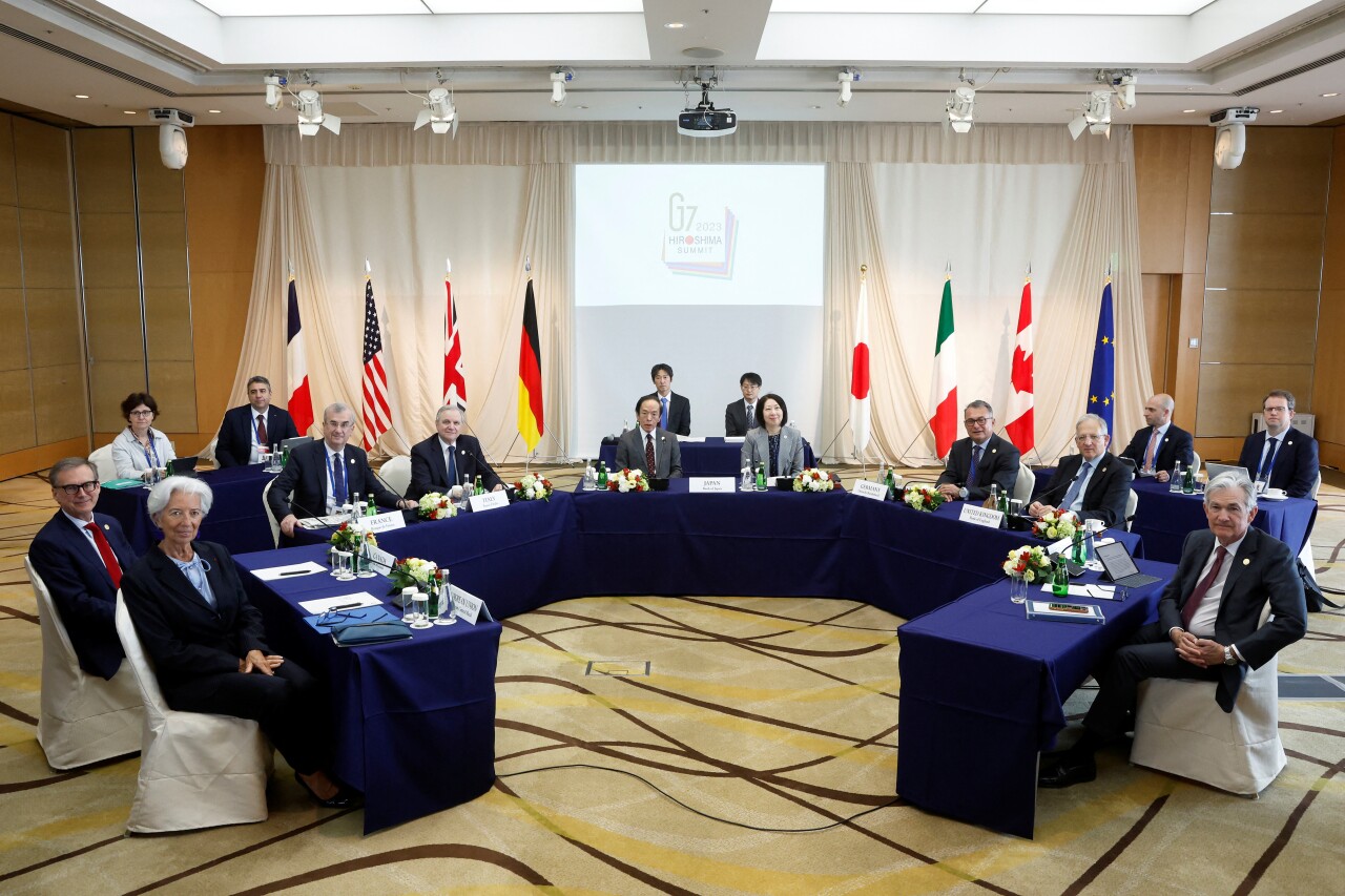 The G7 warns about economic prospects in the face of the US debt crisis