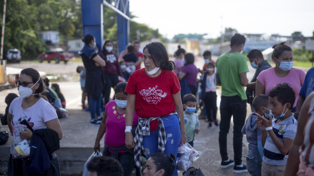 The US will open centers in Colombia and Guatemala for migrant applications