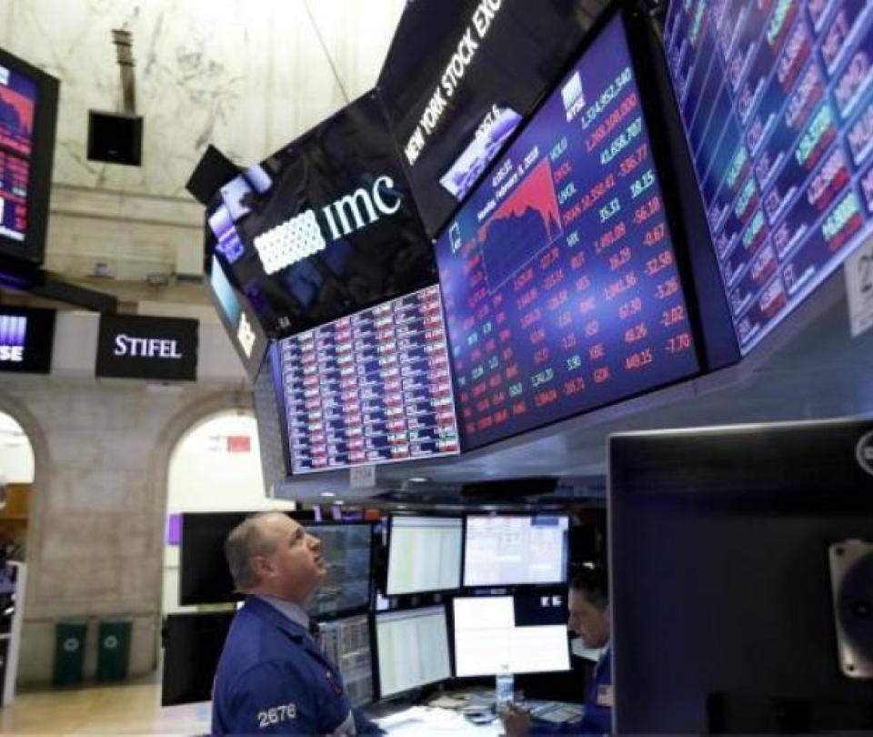 Wall Street ends mixed awaiting debt vote