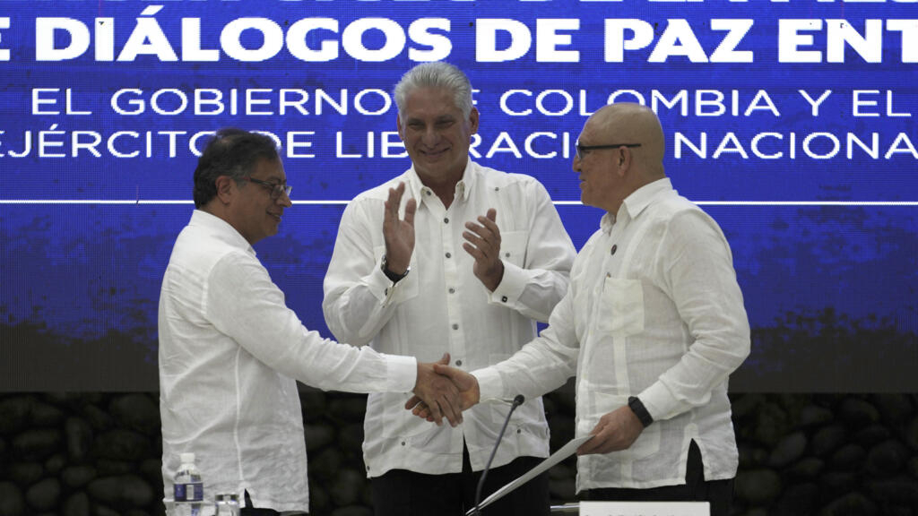 A "ceasefire", the first step for Colombia and the ELN to achieve peace