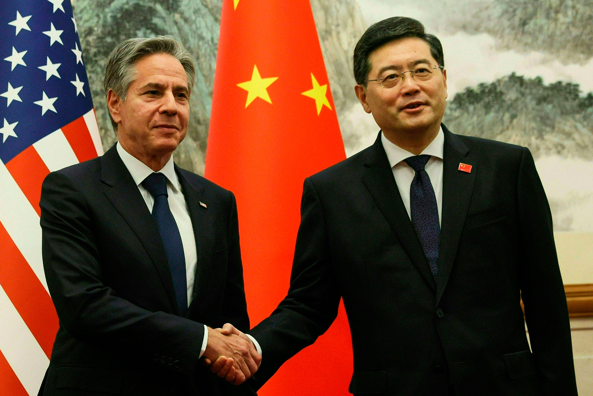 Blinken held a "direct" meeting with China's foreign minister