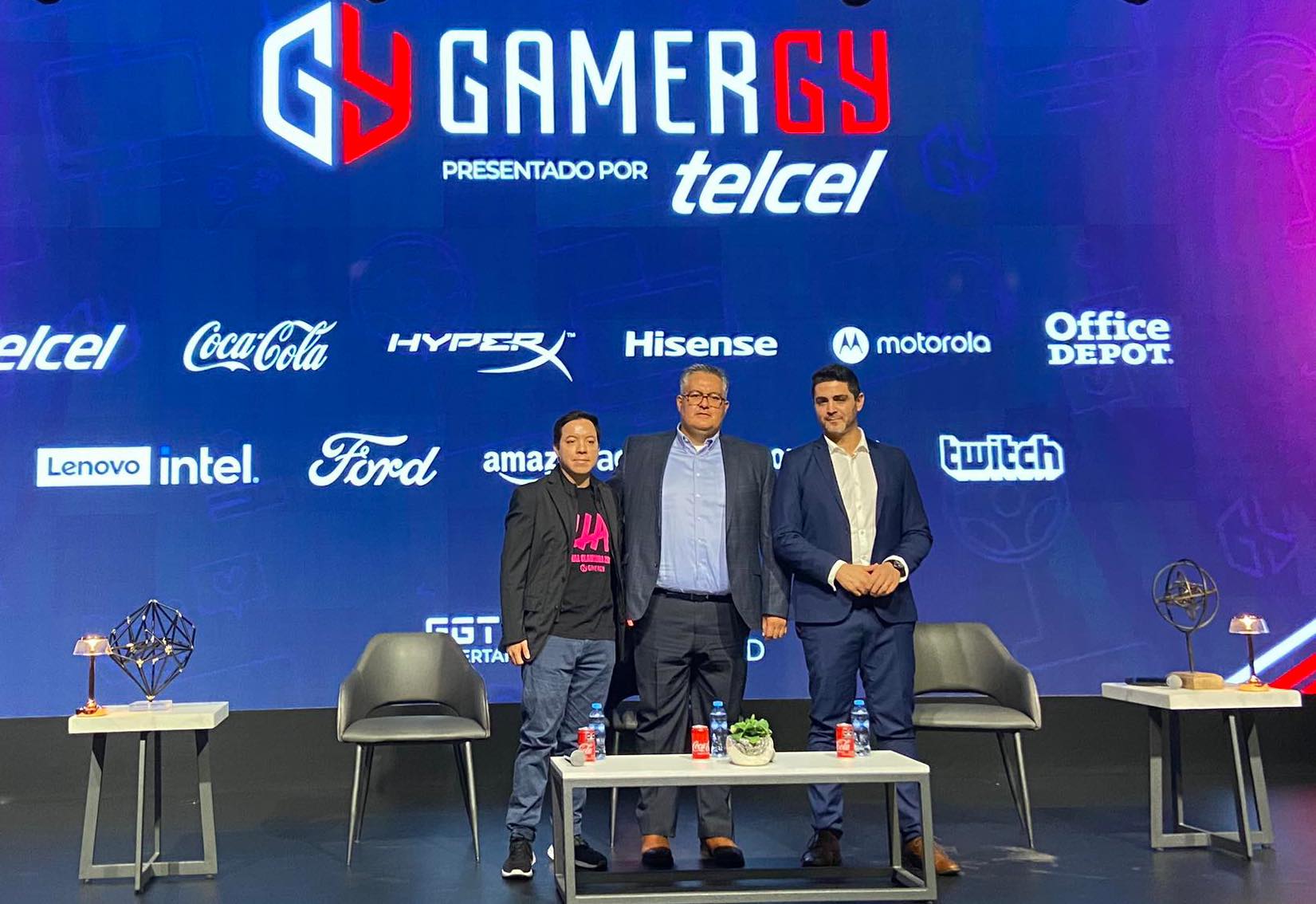 In the photo: Eduardo Cázares, Product Manager at Riot Games;  Enrique Arias, Telcel Marketing Director;  and Juan Diego García, Director of Business Development of GGTech Latin America