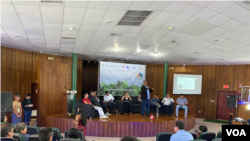 Journalists from Latin America discussed best practices for covering the Amazon and climate change in the "I Amazon Summit of Journalism and Climate Change 2022".  Photo: Gesell Tobias.