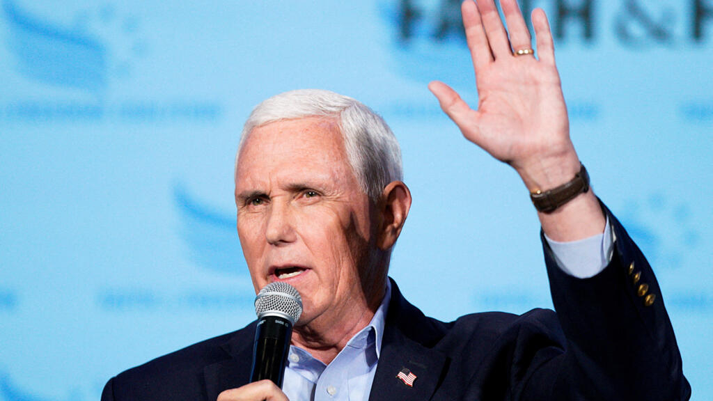 Mike Pence enters the race for the Republican candidacy for the White House