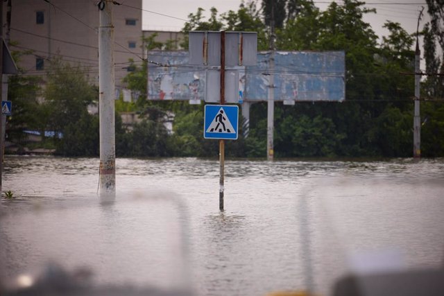 A flooded street in the Kherson region of southern Ukraine after the destruction of the Kakhovka dam