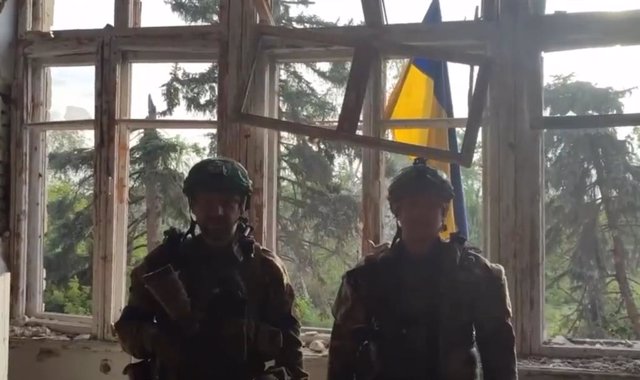 Video of Ukrainian forces in Blagodatne, according to the Ukrainian Interior Ministry